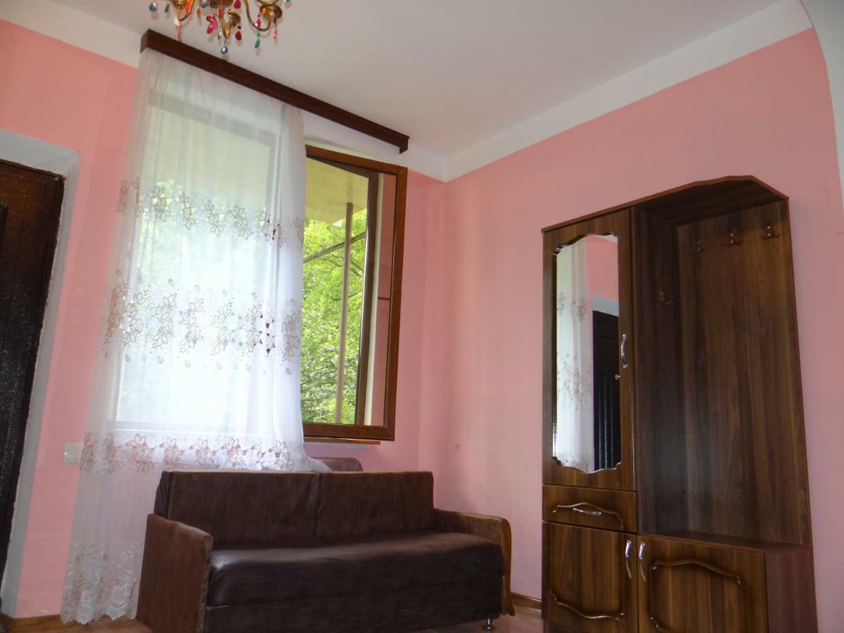 Dalko Hotel Borjomi Eksteriør billede
